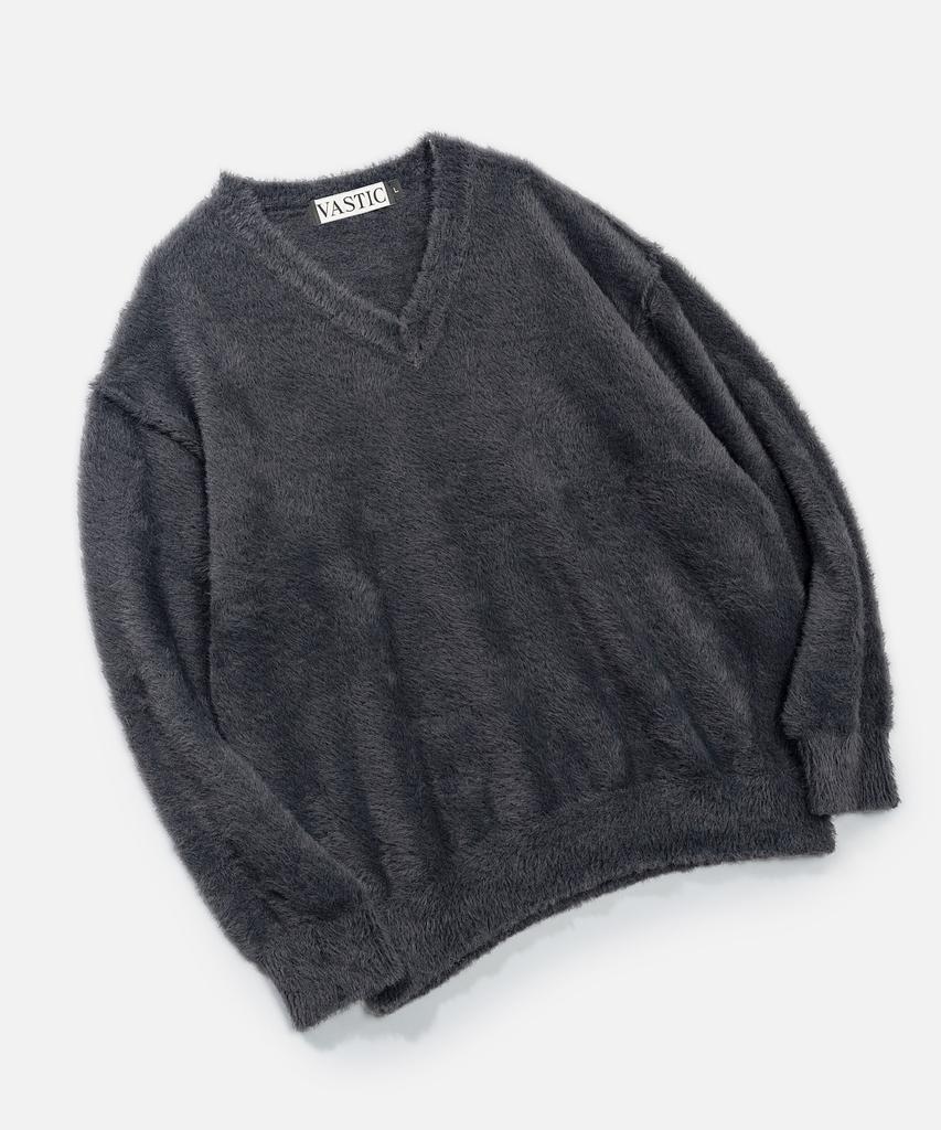 VASTIC Hairy Reverse V-Neck Knit_Charcoal