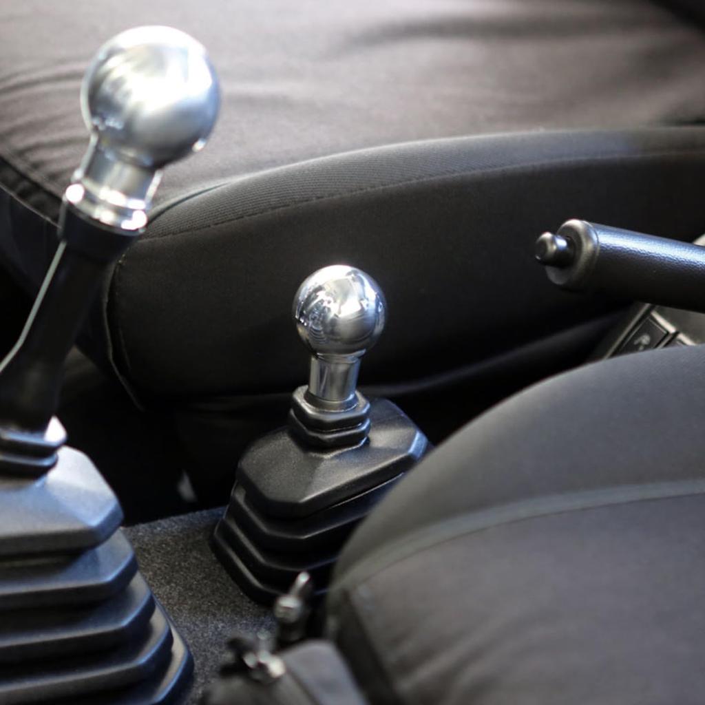Apio Schaltknauf Aluminium Gefräst Poliert Kompatibel mit Jimny JB64 und Jimny Sierra JB74 Teilenummer 6031-12A