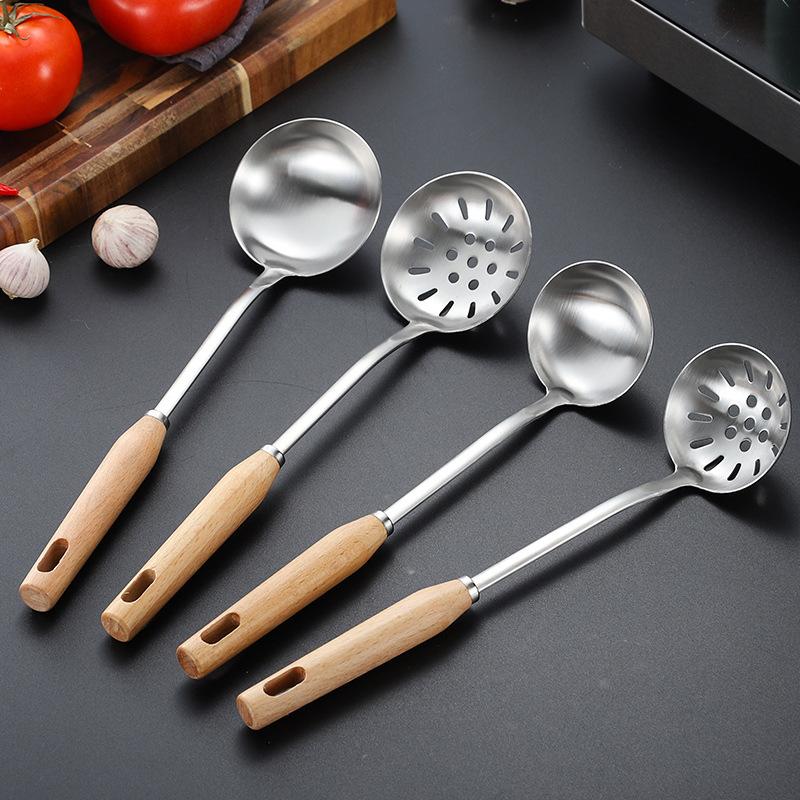 1pc Stainless Steel Soup Spoon Colander with Wooden Handle Large Porridge Spoons Strainer Skimmer Kitchen Cooking Utensils