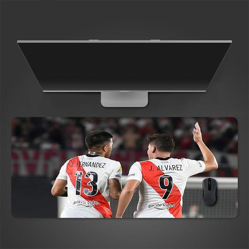 Julian & Enzo Mouse Pad, Large Gaming Desk Mat, Non-slip XXL Mousepad for Laptop & Tablet, Mini PC Playmat with Stitched Edges