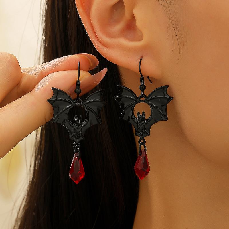 Gothic Vampire Bat Earrings For Women Vintage Red Water Drop Pendant Earring Halloween Pagan Witch Ear Jewelry Gift