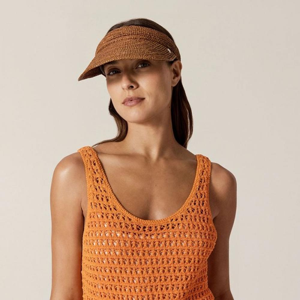 Helen Kaminski Erin Hxshe100410 Blue/OS