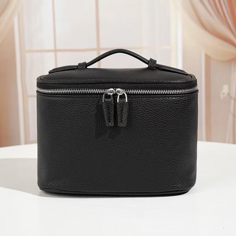 MDNGMDNG High-End Large Capacity Cosmetic Wash Bag