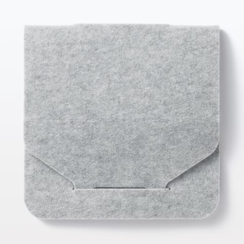 MUJI 84474118 Reusable Dehumidifying Sheet with Deodorizing Function for Hangers, 1 Piece