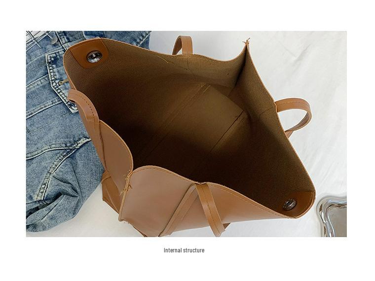 Autumn Women's Large Capacity Retro Commuter Tote - Versatile High-End Shoulder Bag