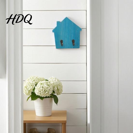 No Damage Wall Mounted Hooks Wood House Shape Storage Hook Strong Traceless Adhesive Decorative Solid Hangers American Style Hanger for Home Entryway