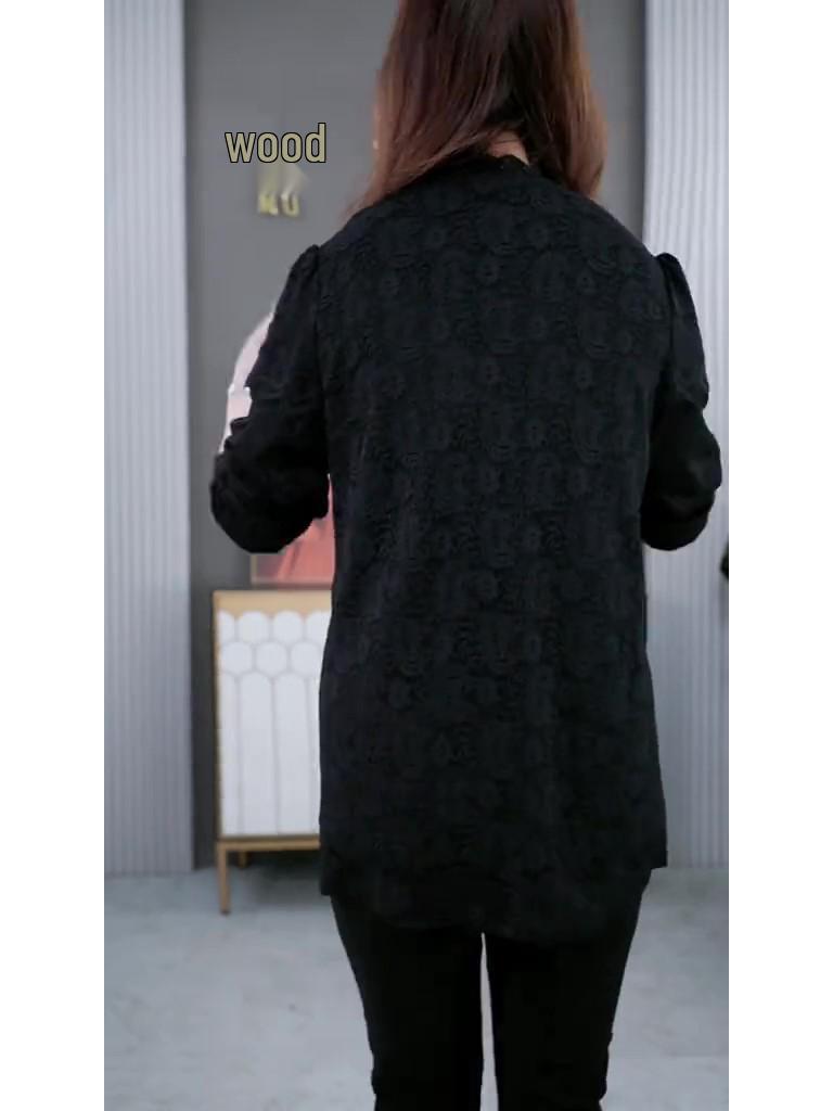 Spring Lace Base Plus Size Casual Shirt for Middle-Aged Women