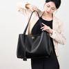 [Leder] Ein-Schulter-Große Tasche, Nischen-Achseltasche, Rindsleder erste Schicht, Große Kapazität für den Weg zur Arbeit, Fortgeschrittener Sinn, Tragetasche Damen