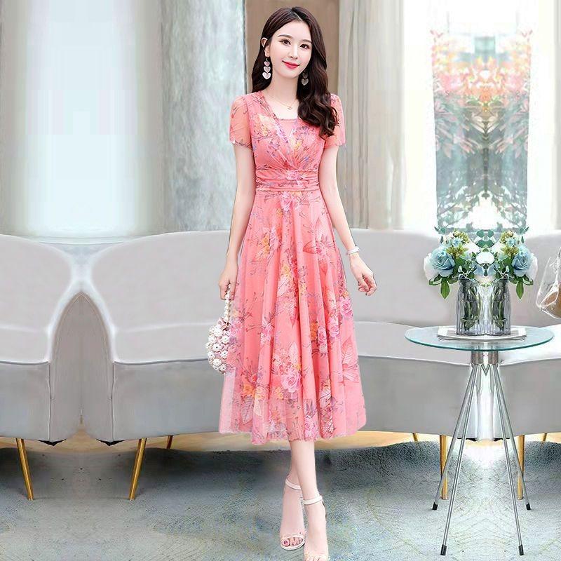 

Стильное и элитное платье с цветочным принтом для мам: Короткий рукав, дизайн с прикрытием живота, очаровательные принты M розовый