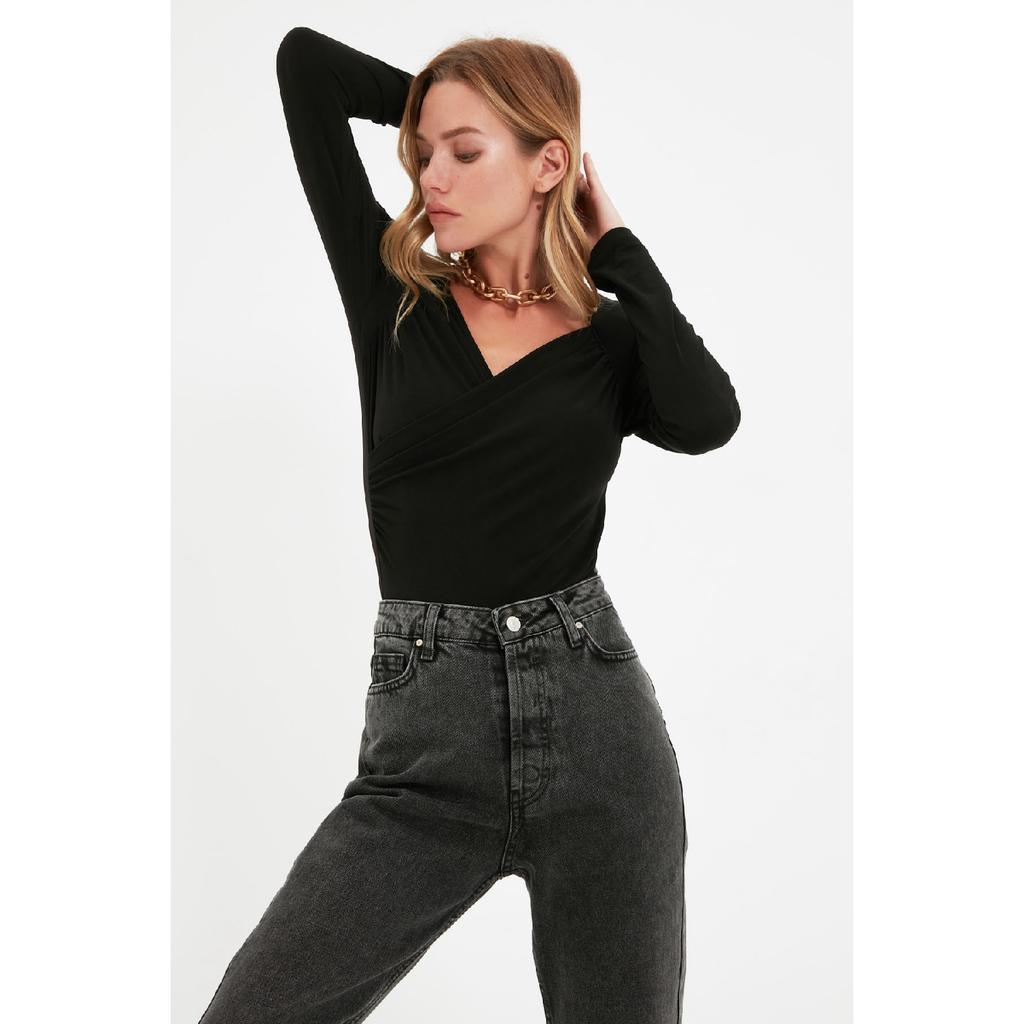 Schwarzer, wattierter, drapierter, eng anliegender Strickbody mit flexiblem Druckknopfverschluss Twoaw22bd0156