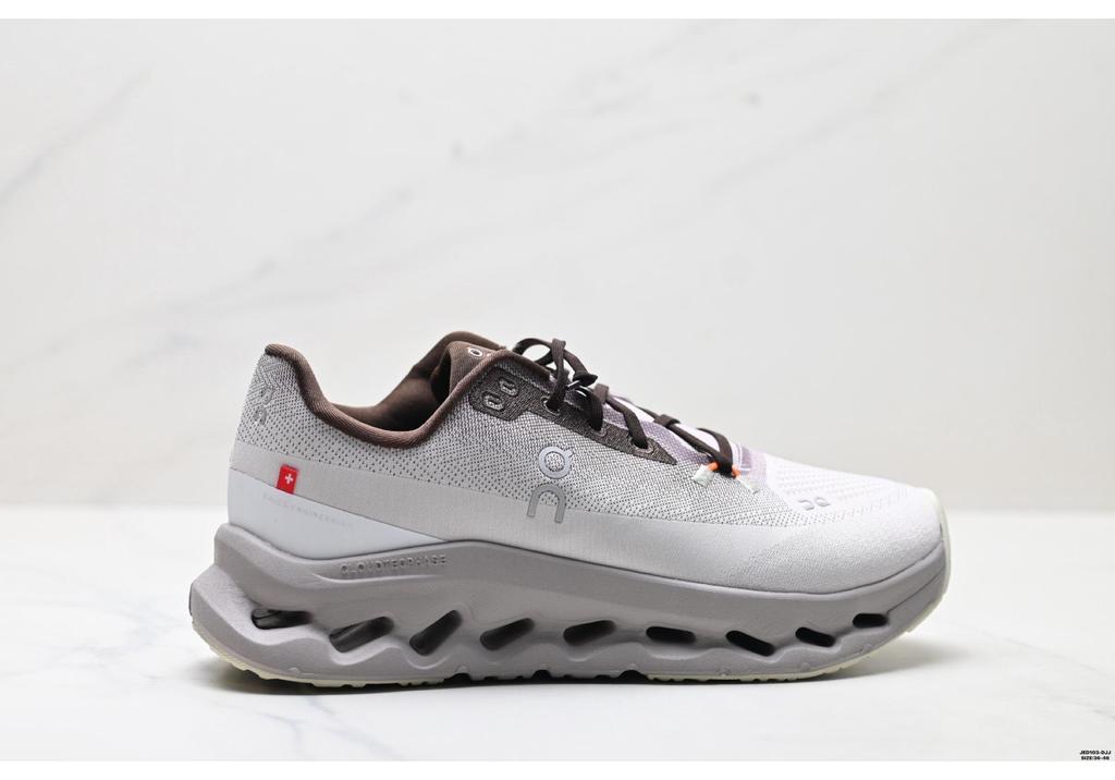 Scarpe da Corsa Leggere Unisex CrossOn Cloud5 - Suola Spessa, Ammortizzazione Morbida, Assorbimento degli Urti.