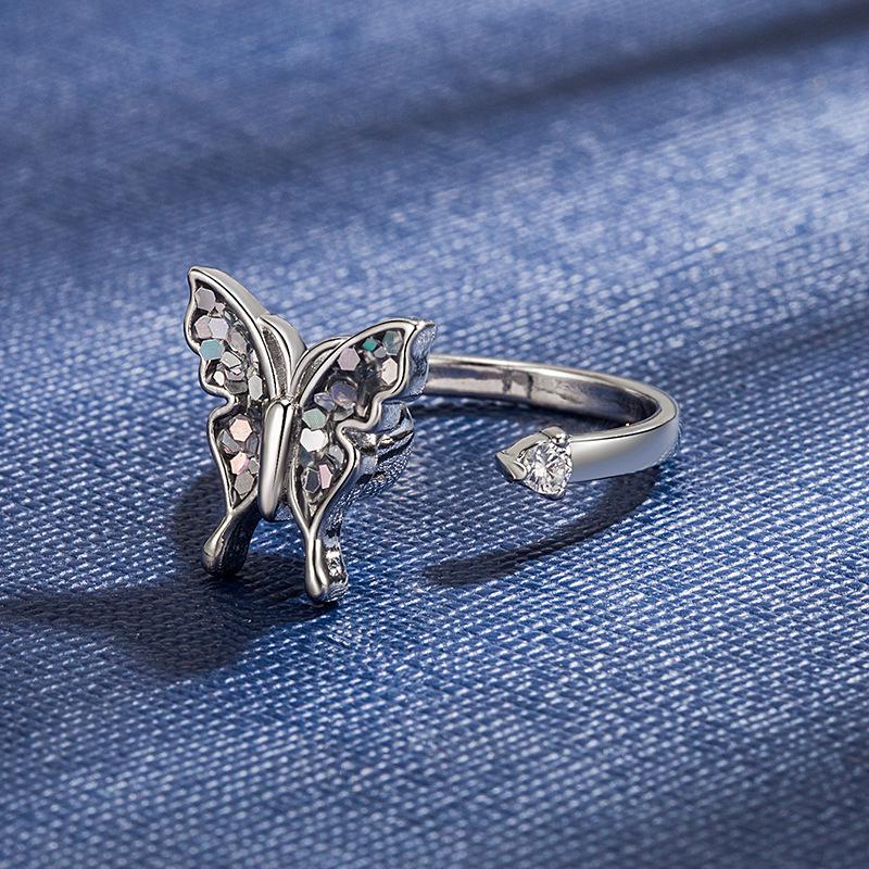 Rotating Copper-Plated Gold Butterfly Ring - Unique & Exquisite Design