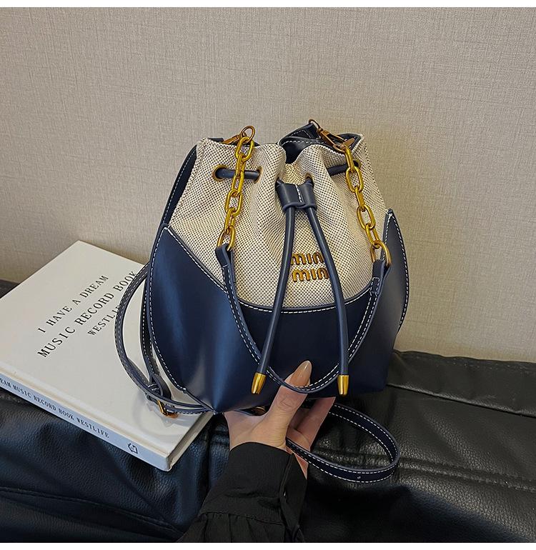 Niche Design Splicing Handbag Bag Women's New Fashion Trend Bucket Bag High-end Single Shoulder Messenger Bag