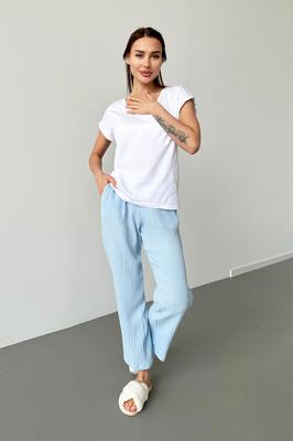 Set: T-shirt and Trousers (96673)