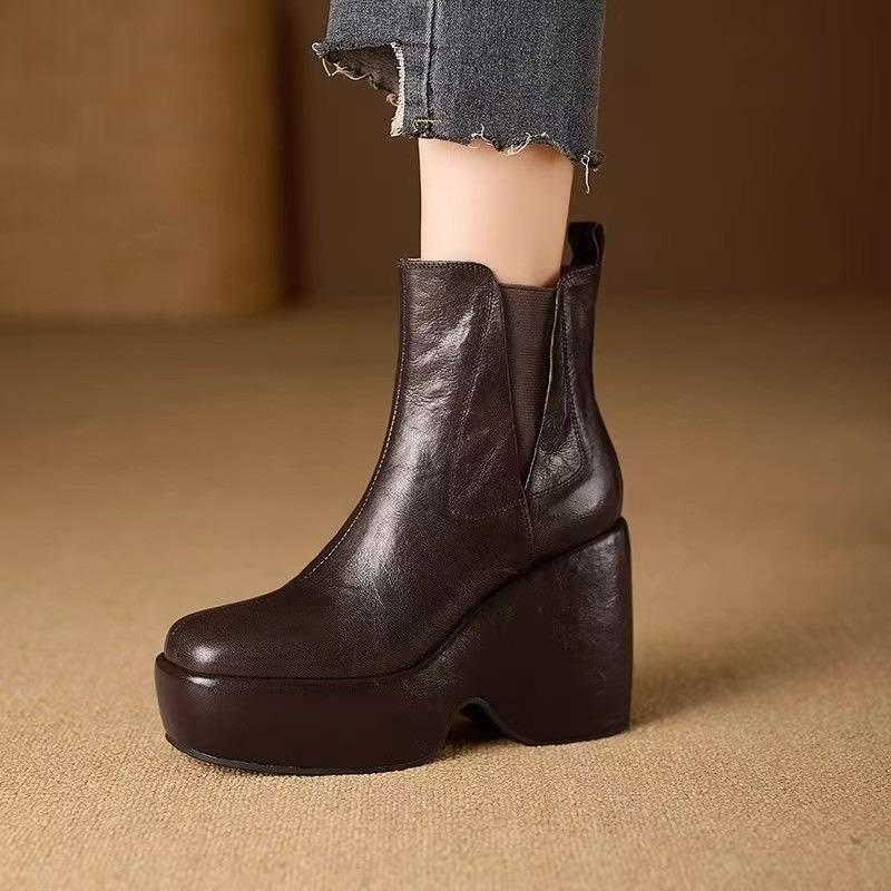 Fashion Ladies Shoes 2025 Ankle Slip-on Women's Boots Fashion Round Toe Modern Boots Women New Best Seller Thick Bottom Shoes for Women