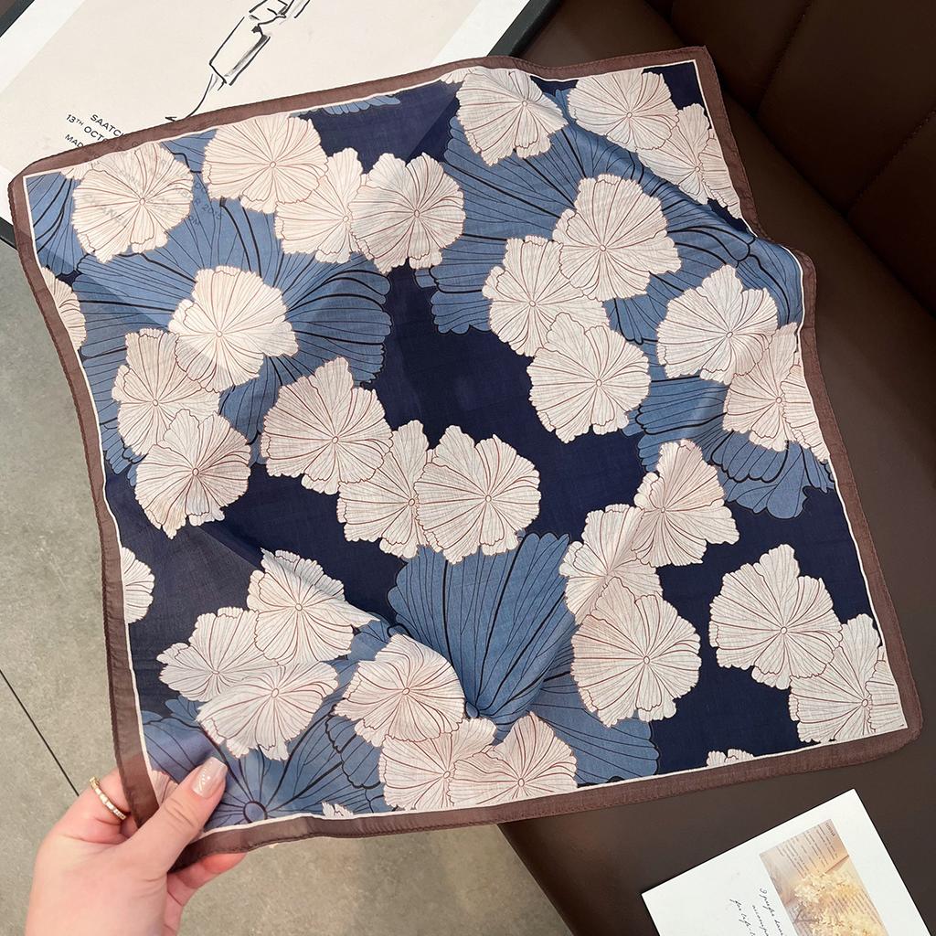 1116 Summer Sweet Silk Cotton Small Square Scarf Female Elegant Temperament Silk Scarf Commuter Decoration Versatile Professional Small Scarf