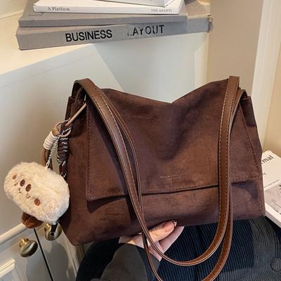 Simple and High-value Fashionable Retro Large-capacity Bag Women's Winter New Trendy Chain Commuter Shoulder Bag