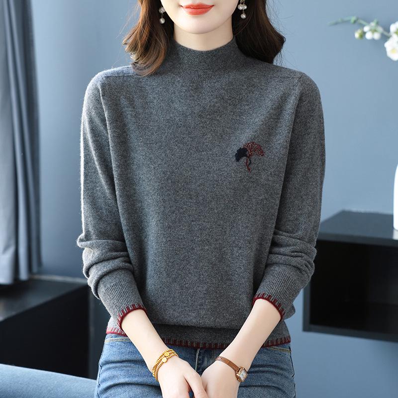 Women's Pure Wool Half-High Collar Knit Sweater - Stylish, Warm, Age-Reducing Pullover for Autumn and Winter