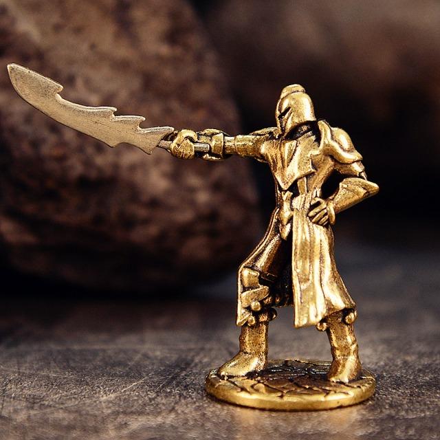 

New Brass Soldier Miniature - Creative Lead-Free Craft Tea Pet Desk Home Decor Office Gift for Men Enthusiasts