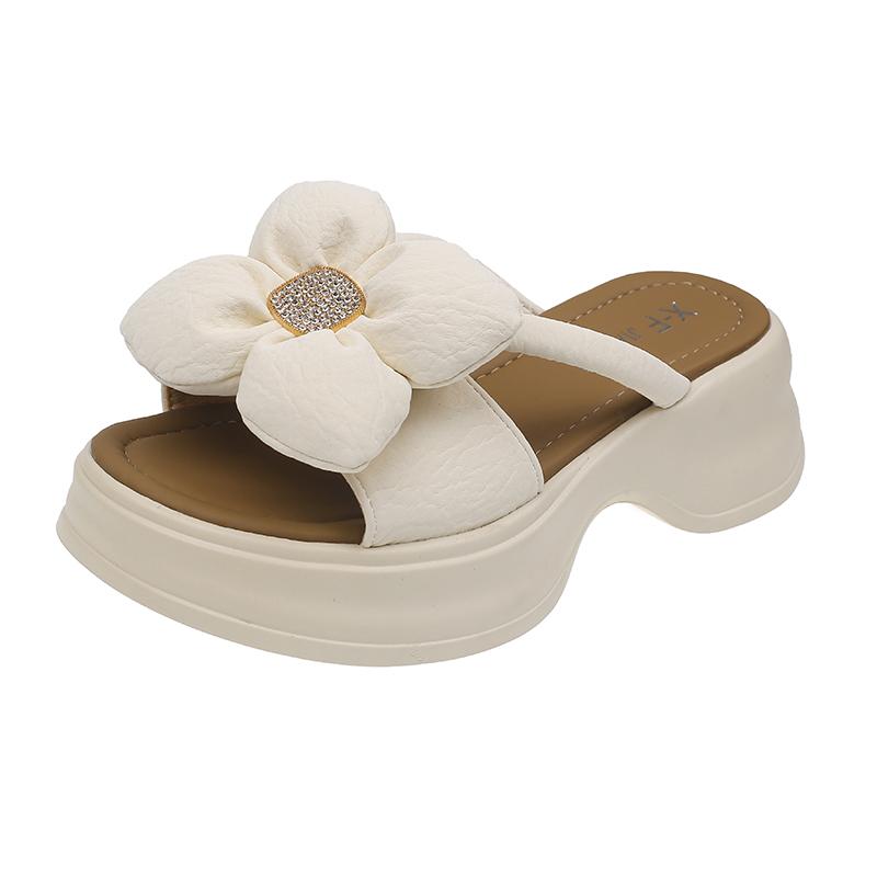 Fashion Platform Rhinestone Flower Slippers Women's Outward Wear Summer New Round Toe Open Toe Soft Sole Non-slip Flip-flops