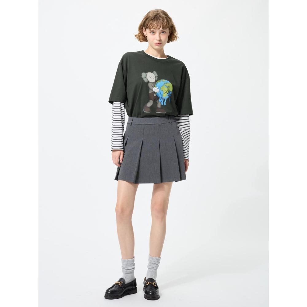 Uniqlo Japan Kaws Universe Ut Relaxed Fit