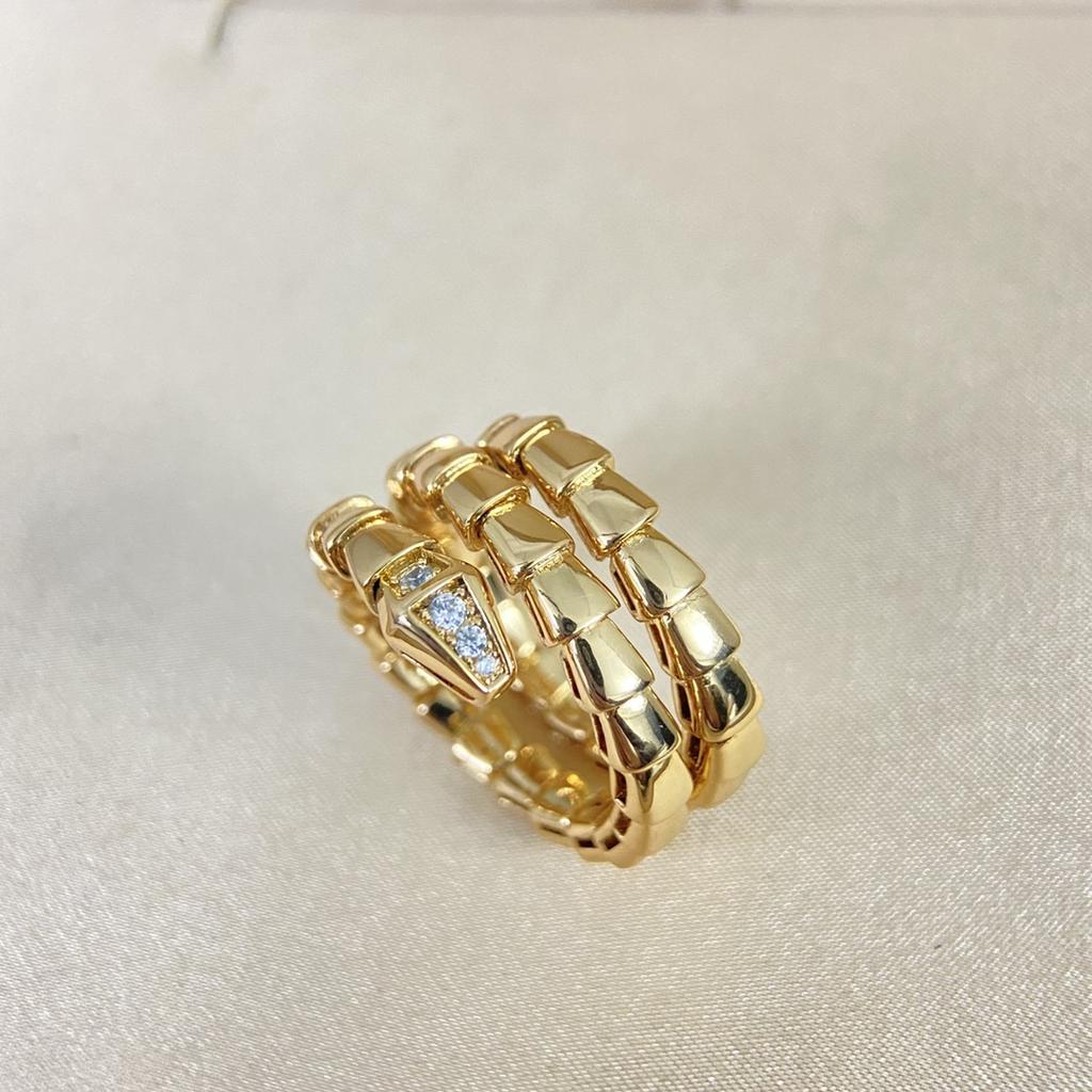 Serpentine Ring Featuring Three Colors High-quality Electroplating Craftsmanship Hypoallergenic and Suitable for Daily Wear Must-have for Gifts