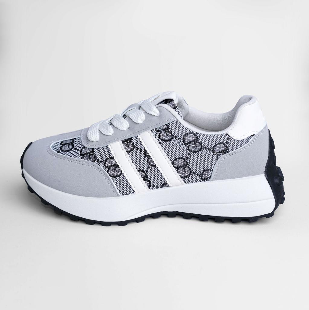 Thick-soled Small Waist Embroidered Forrest Gump Shoes Women's 2025 New Retro Versatile Comfortable and Lightweight Casual Sports Shoes