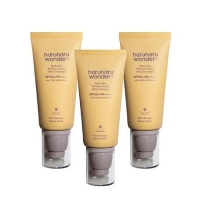Black Rice Moisture Airyfit Daily Sunscreen SPF50+ PA++++ 50 ml(3SET)