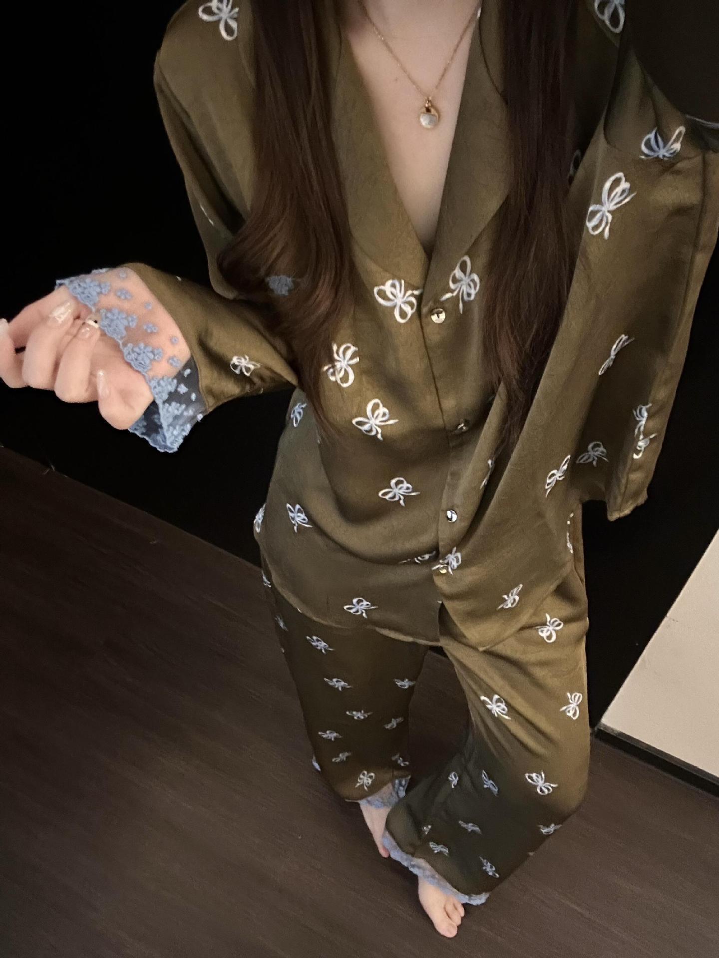 

Korean high-end bow printing ice silk pajamas women s summer casual large-size suit outer wear spot m (recommended 47.5~55kg )