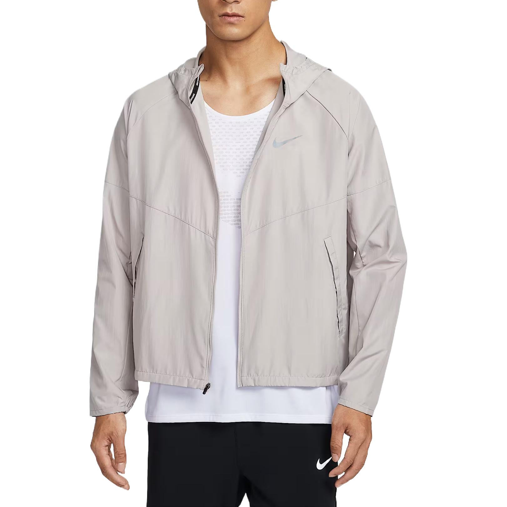 

Nike Miler Solid Reflective Water-Resistant Hooded Zip-Up Running Jacket Men jackets DD4747-211 4XL