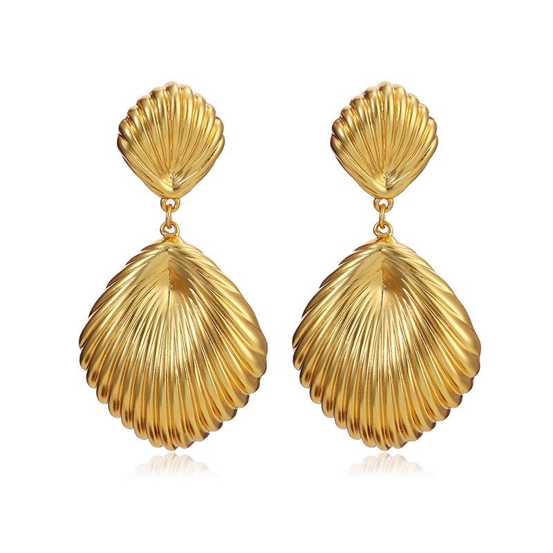 European and American retro hot-selling medieval vintage earrings copper gold-plated conch shell shape 925 silver needle earrings