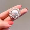 Exquisite Imitation Pearl Rhinestone Flower Brooches For Women Elegant Circle Lapel Pins Wedding Clothing Jewelry Accessories