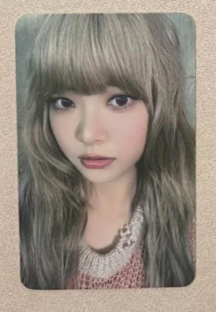 [USED] le sserafim Unchae EASY BDM Limited Edition Bonus Trading Card