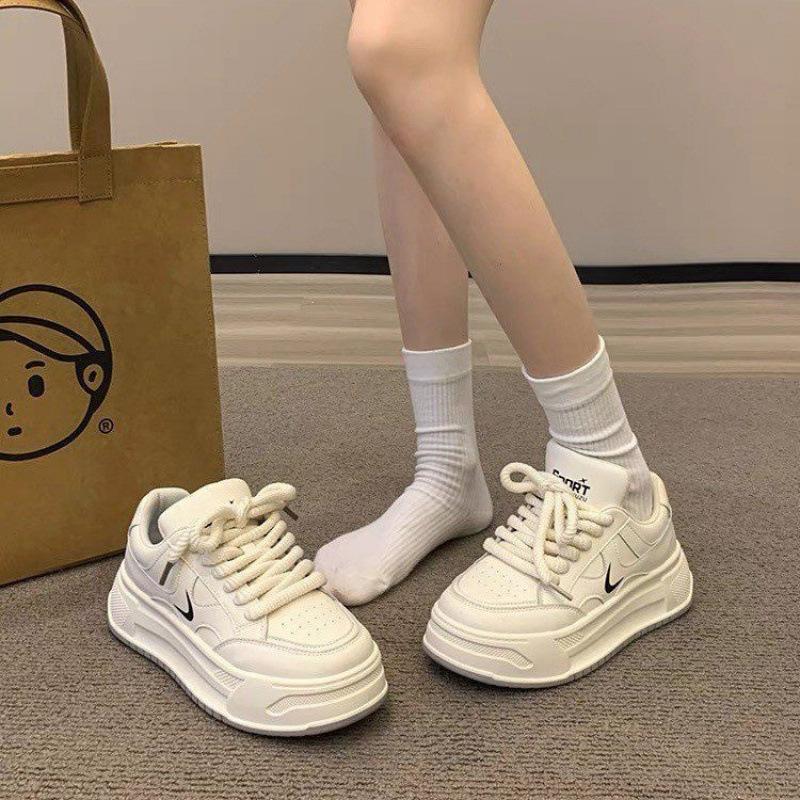 2025 Summer New Korean Version Ins Student Little White Shoes Platform Heightening Sports Board Shoes Trend Street Casual Shoes