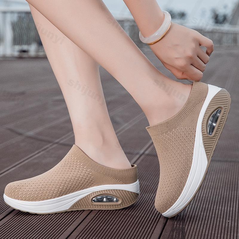 Fashion Women's Casual Slippers 2025 Summer Breathable Lightweight Female Shoes Outdoor Soft Women Sneakers Fashion Tennis Half Slippers