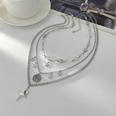 Collier pendentif étoile en métal mode pour femmes Punk Hip Hop Couleur Argent Étoile à cinq branches pentagramme à pampilles multicouches Bijoux Y2K Cadeau