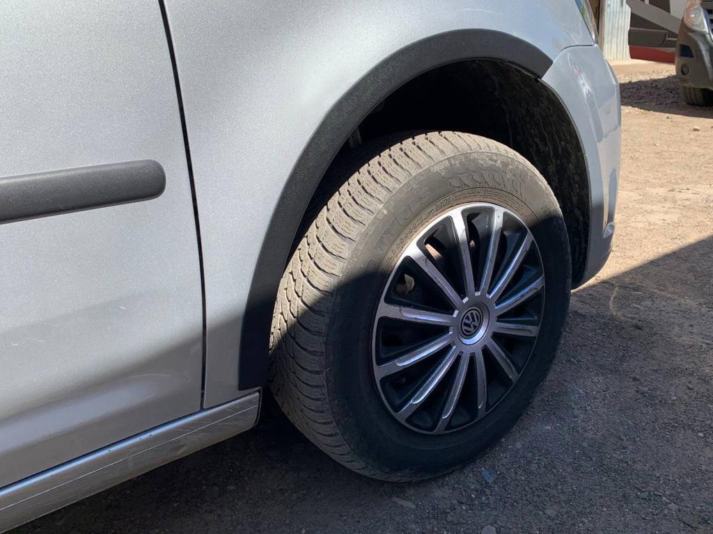 Arch Linings (black Mat) Long Base (plastic) for Volkswagen Caddy 2010-2015