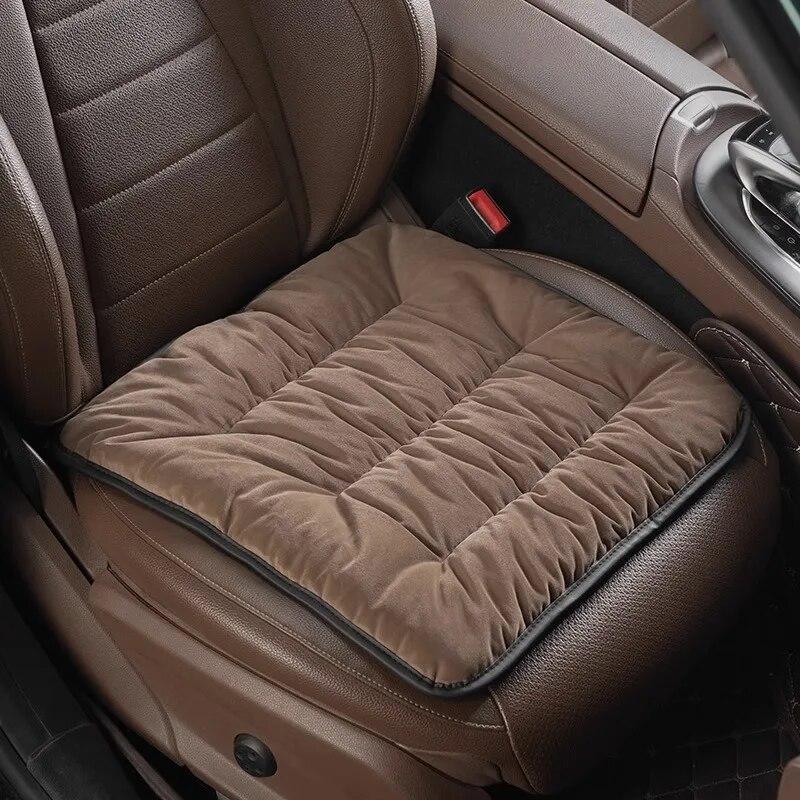 

Подушка для автомобільного сидіння. Маленька трикомпонентна коротка плюшева квадратна подушка. Цельна всесезонна універсальна подушка для сидіння. Brown 1pcs