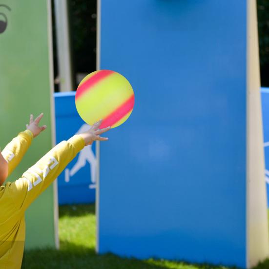 Entertainment Portable Tear-resistant Inflatable Rainbow Playground Kick Ball Toy