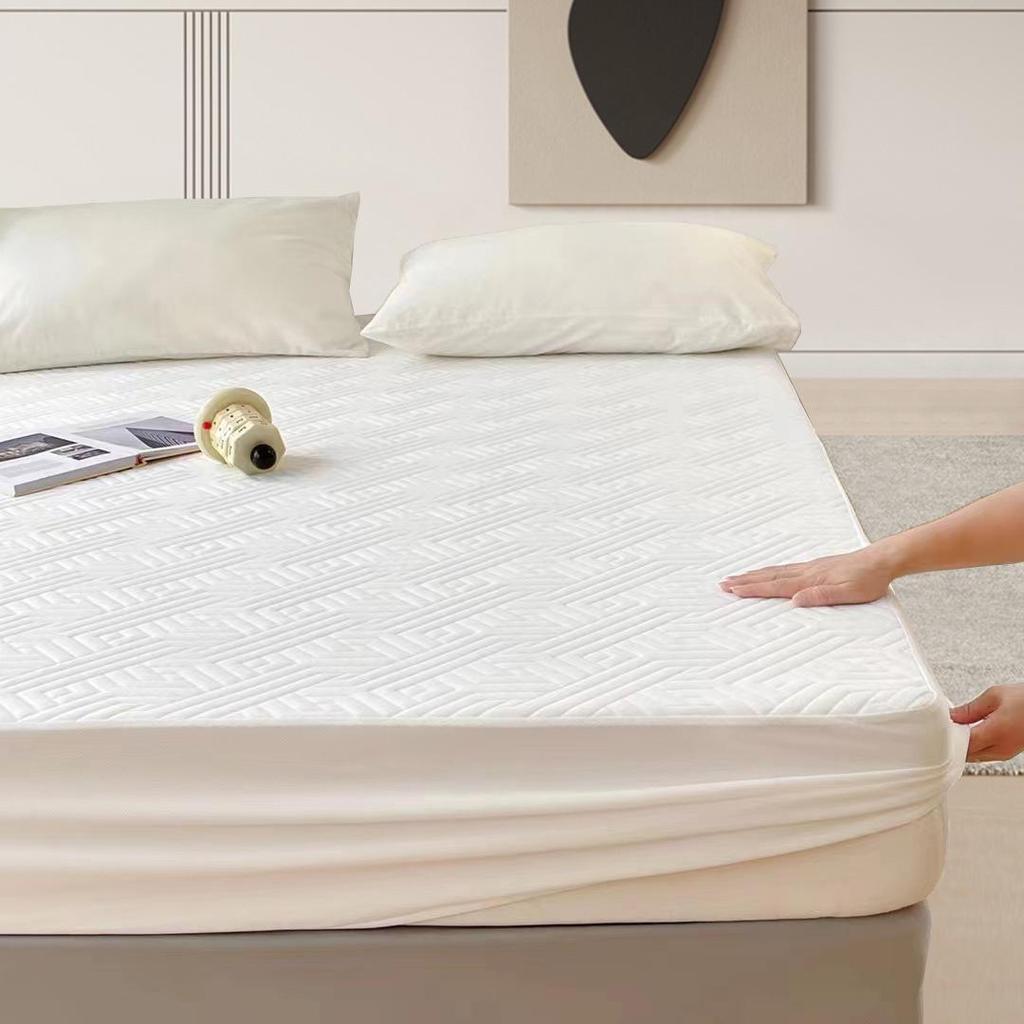Waterproof Quilted Incontinence Mattress Cover with Anti-Mite Protection