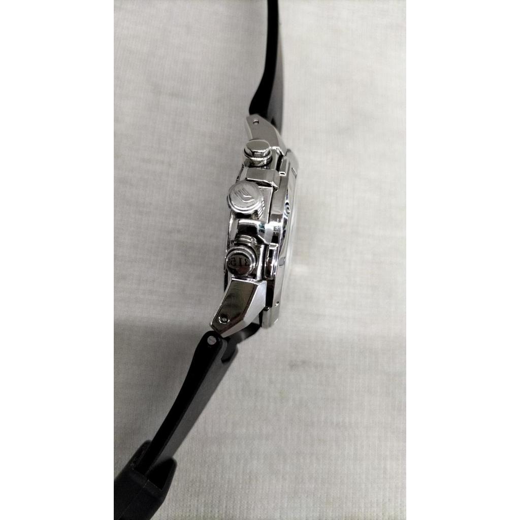 Used CASIO EF-535DJ EDIFICE