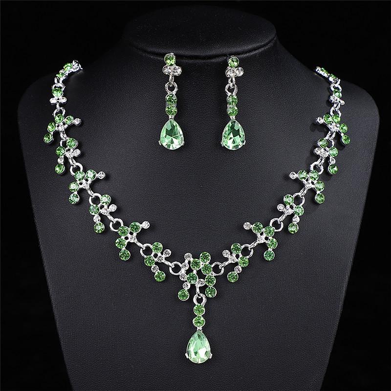 Elegantes Brautschmuckset: Kristallohrringe & Halskette für Hochzeiten