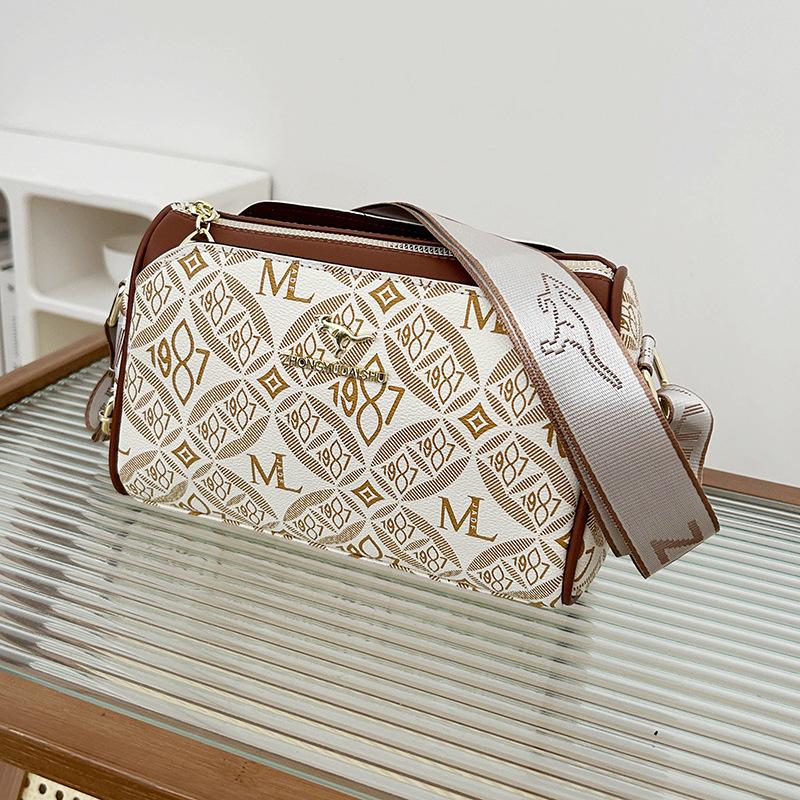 Vintage Pillow Bag for Women 2025 New Large Capacity Shoulder Crossbody Handbag