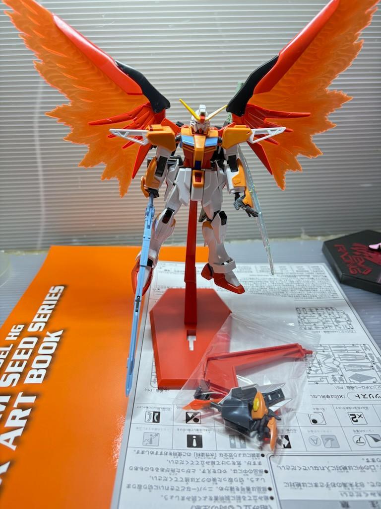 

[Б/У] HGCE 1/144 Destiny Gundam (Обычай Гейне) Собранная модель с бонусом