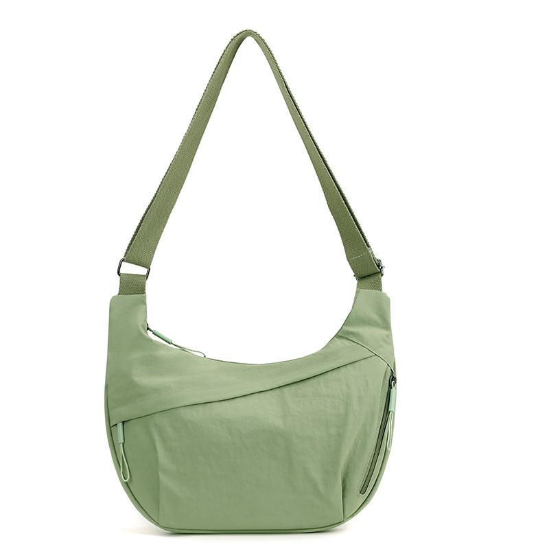 Women's Versatile Nylon Crossbody Bag – Large Capacity, Stylish Single Shoulder Commuting Bag.