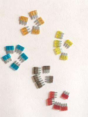 25 Pcs Mixed ATO Car Fuses (3 Pins, 5A-20A)