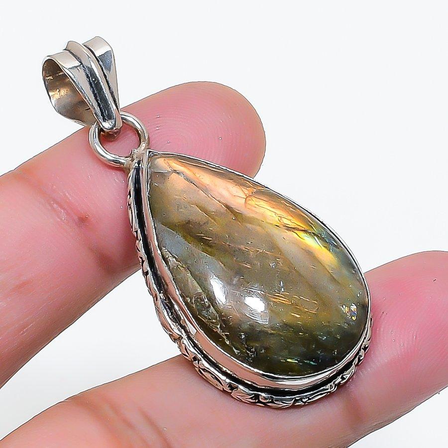Natural Labradorite Gemstone Handmade 925 Sterling Silver Pendant 1.77" AP-15650