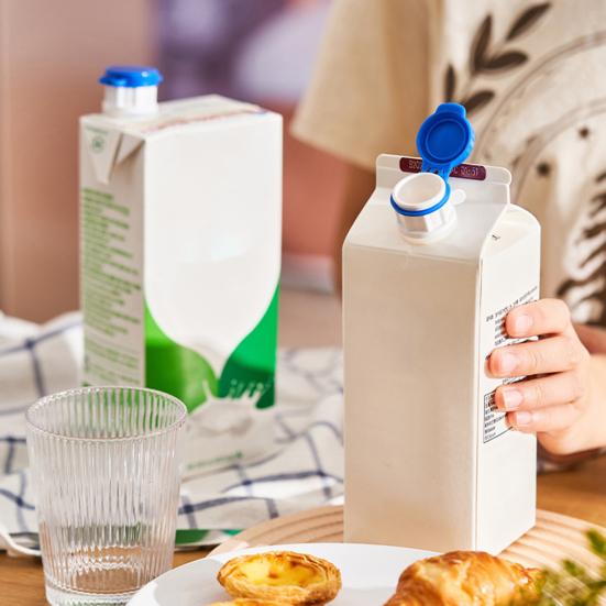 2Pcs Drink Spout with Lid Dustproof Food Grade Dispenser Drink Mouth Extension Beverage Pour Deflector Kitchen Tool