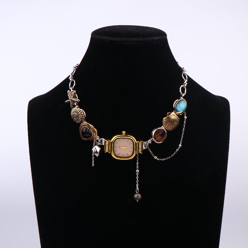 Fashion New Punk Watch Pendant Necklace For Women Retro Elegant Trendy Choker Exaggerated Party Jewelry Accessories Gift