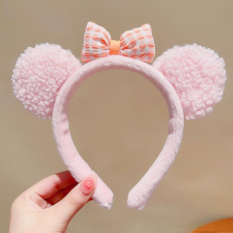 

Children s Plush Hairband for Autumn/Winter - Anti-Slip Headband and Hair Clip for Little Girls and Women, Ideal for Washing Face and Daily Use